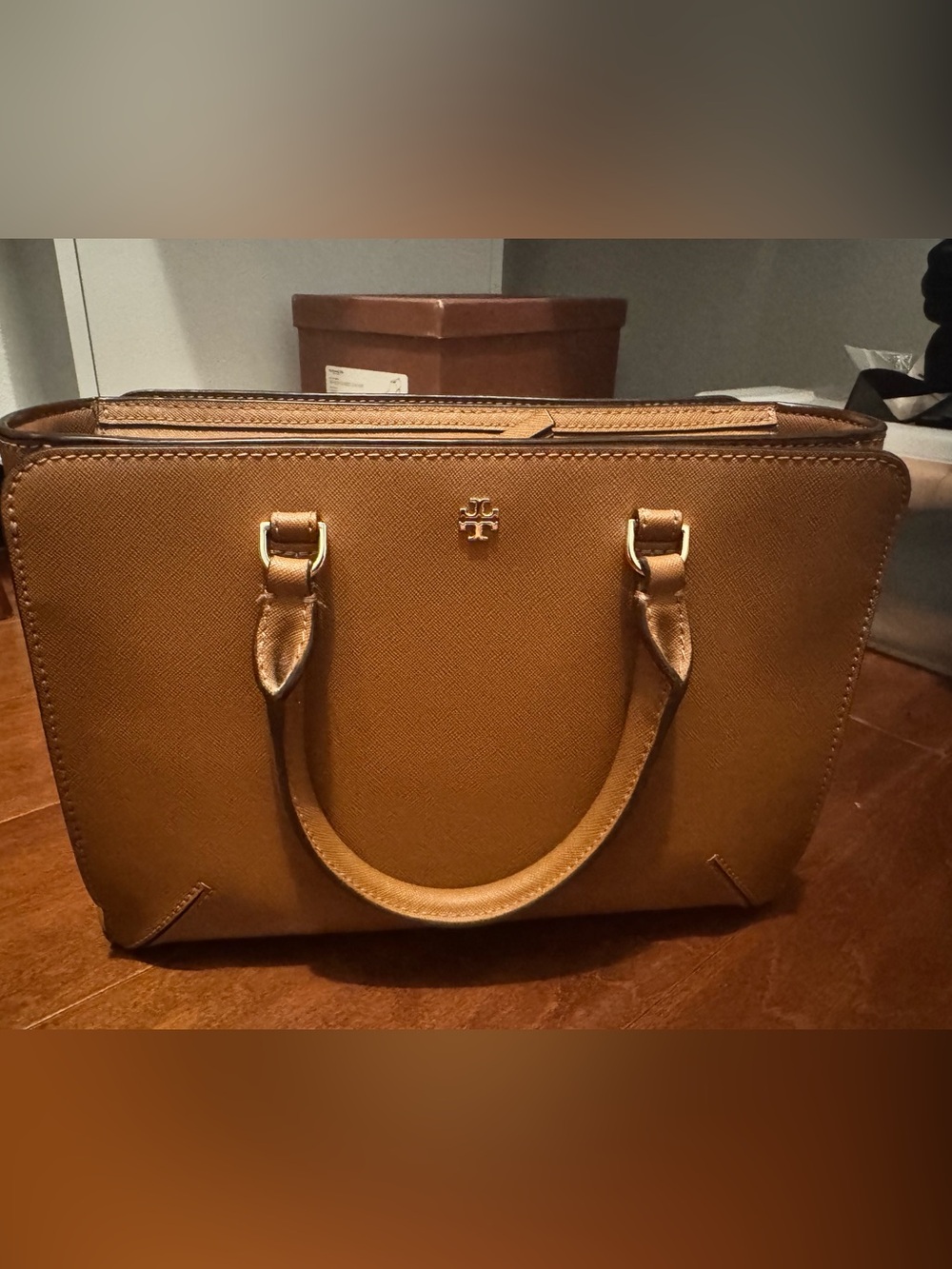 Tory Burch Robinson Saffiano Satchel in Caramel Brown with Gold Hardware